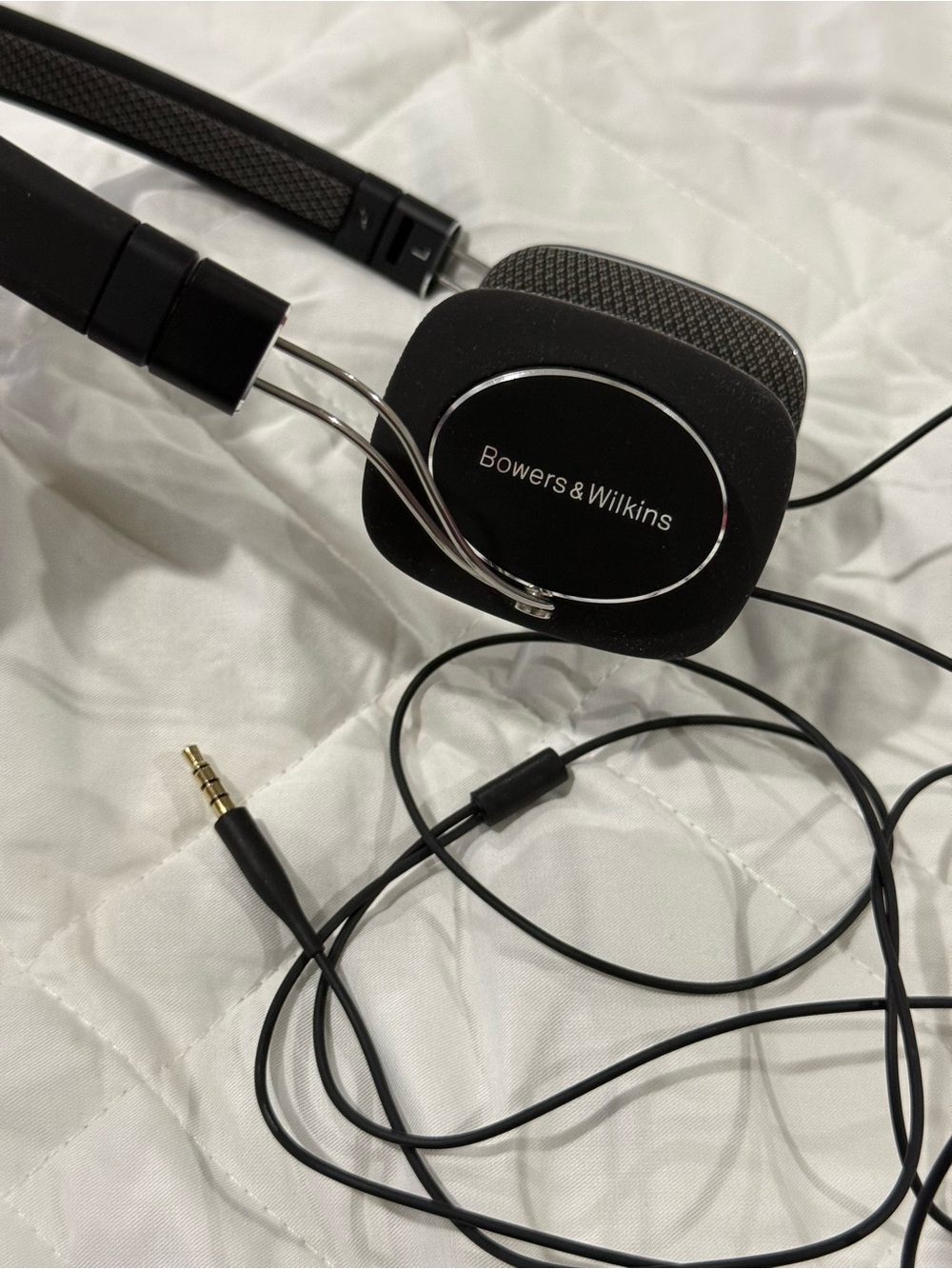 Bowers & Wilkins P3 Foldable Wired On-Ear Headphones Black/Silver Premium Audio